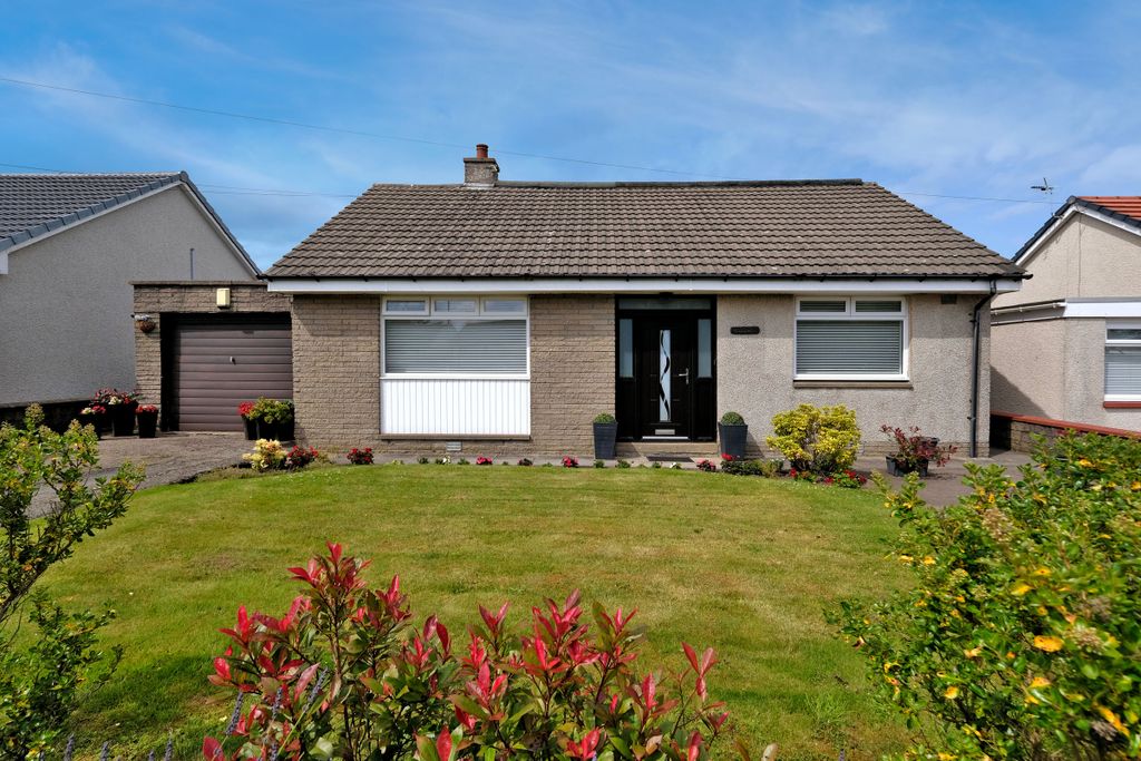Property photo 1 of 46