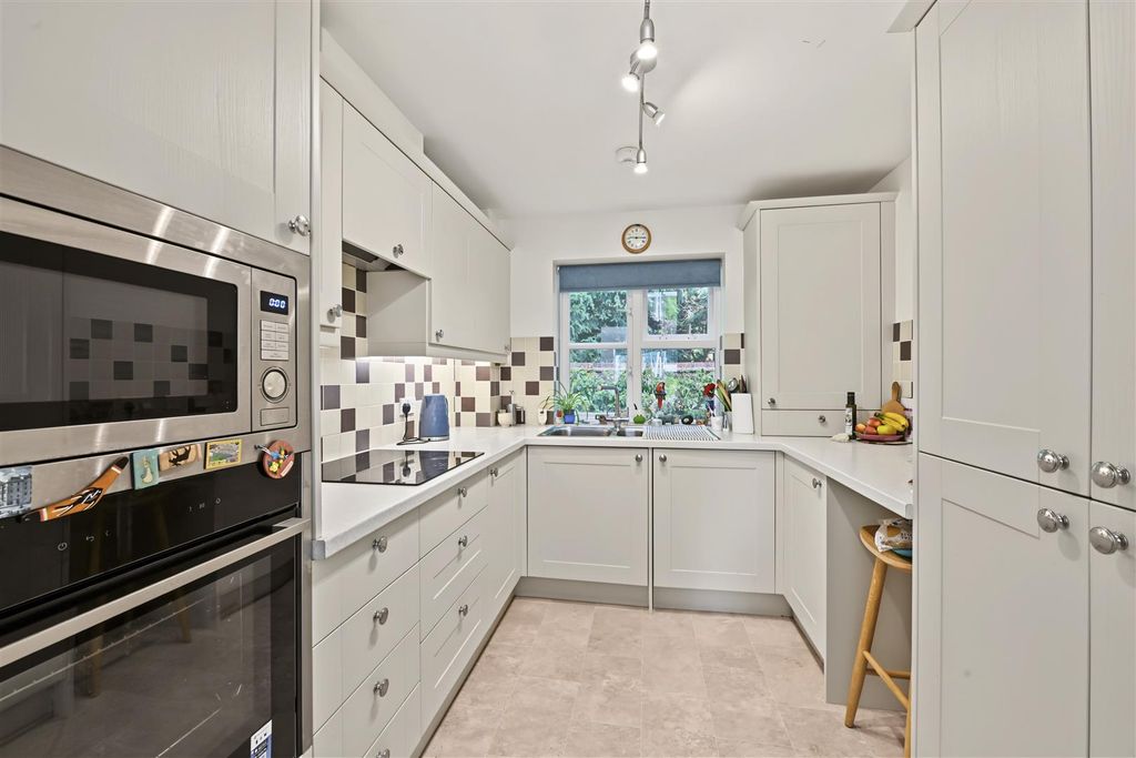 Property photo 2 of 12 Arcadian-Court-10.Jpg