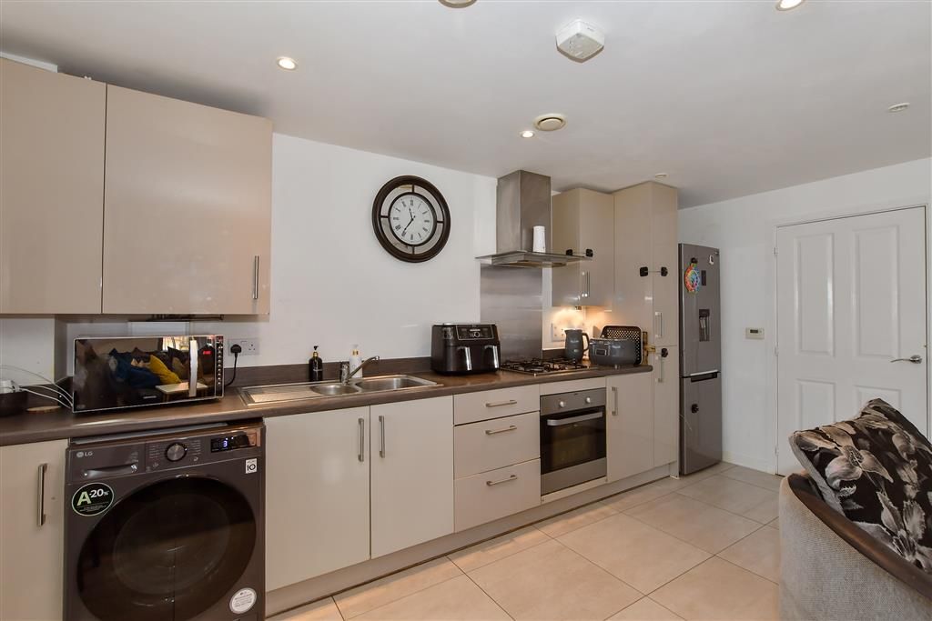 Property photo 3 of 7 Lounge/Kitchen/Diner