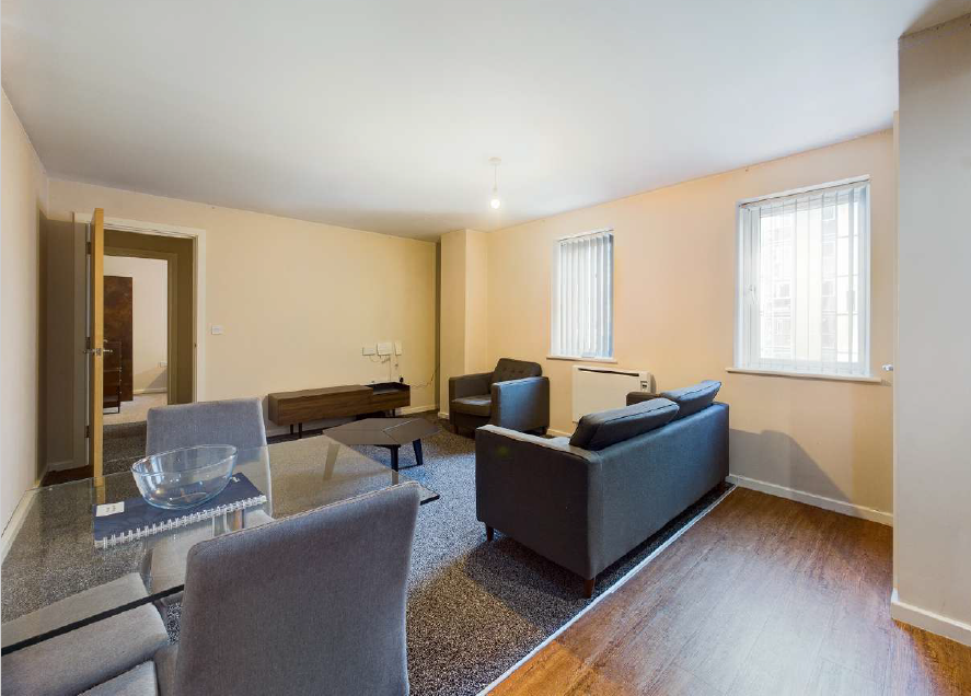 Property photo 3 of 10