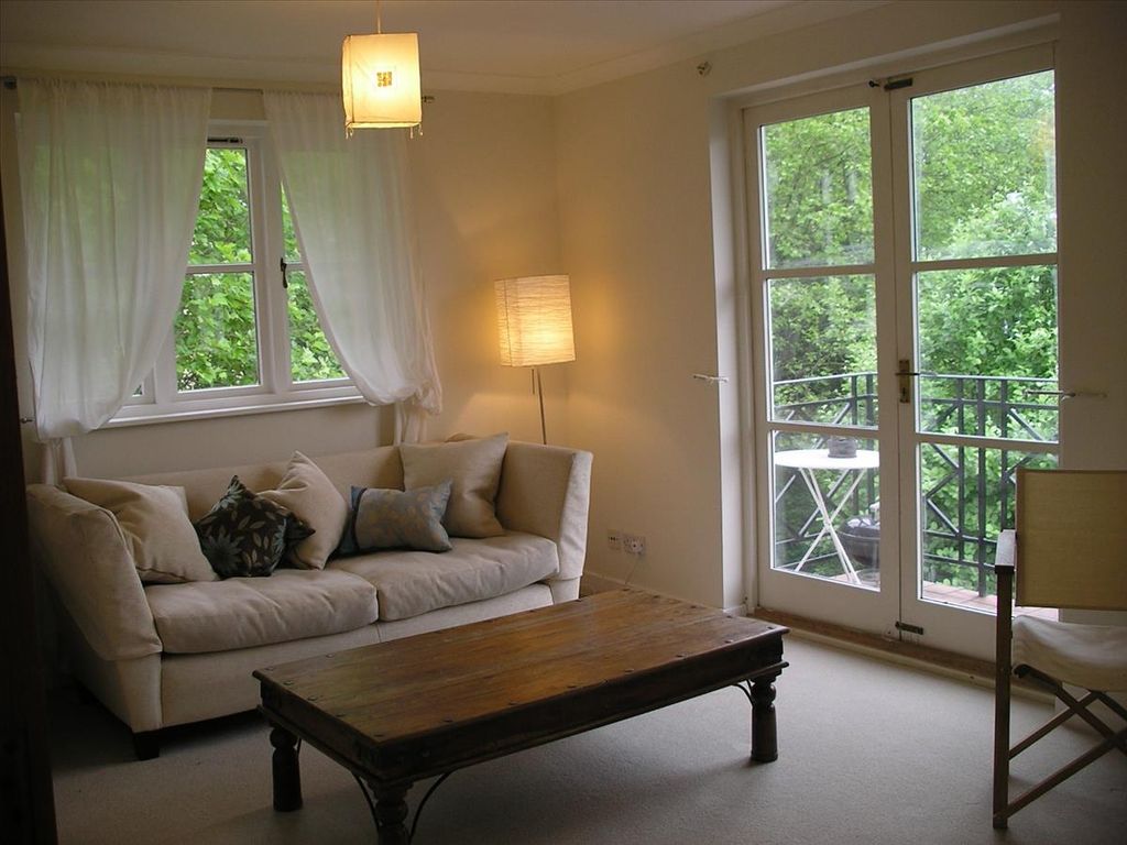 Property photo 1 of 4