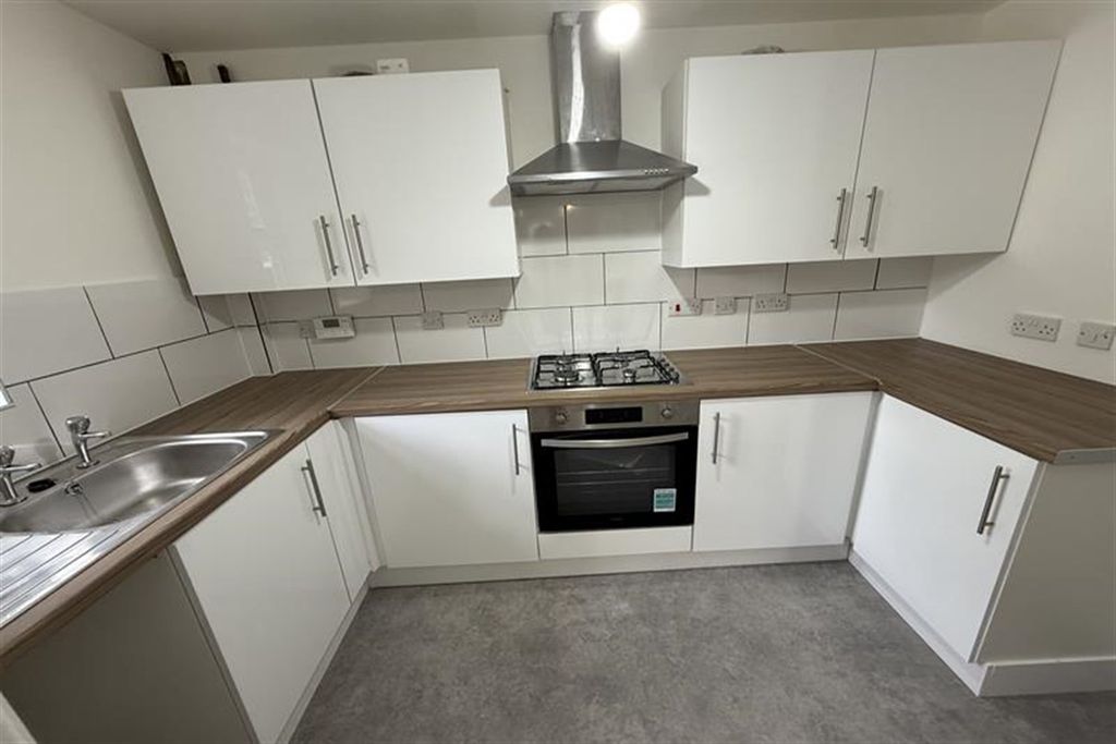 Property photo 2 of 15 Kitchen