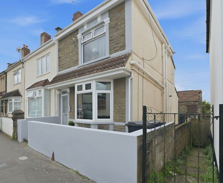 Property photo 3 of 13