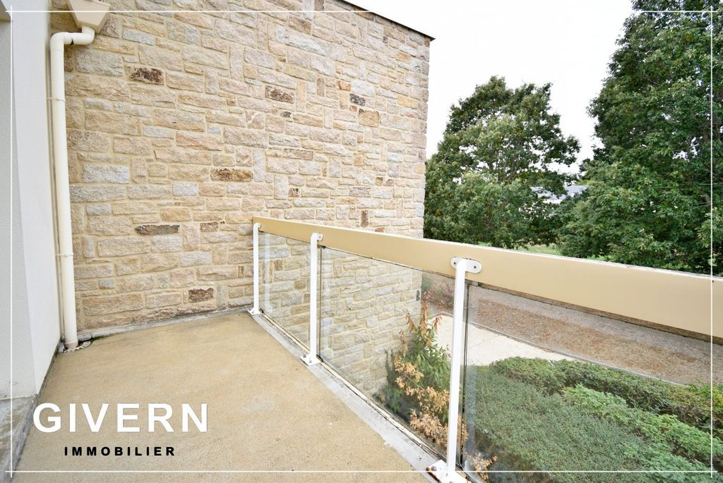 Property photo 1 of 6 Arradon (56) – Bright T2 45 m² With Balcony & 2 Parking Spaces
