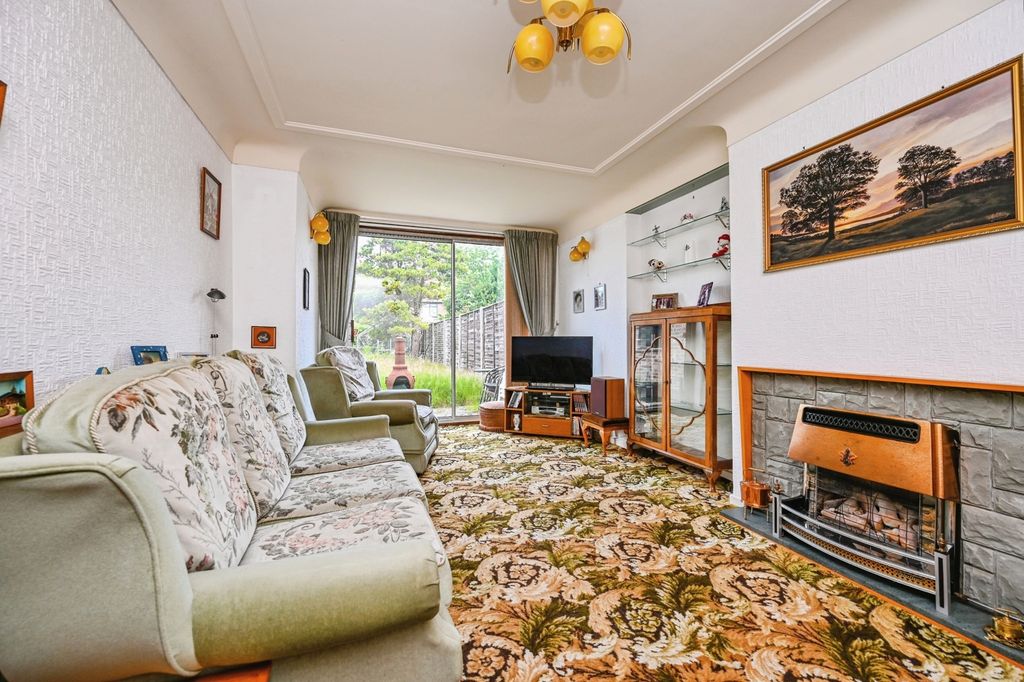 Property photo 2 of 14 Pbox-Img.Jpg