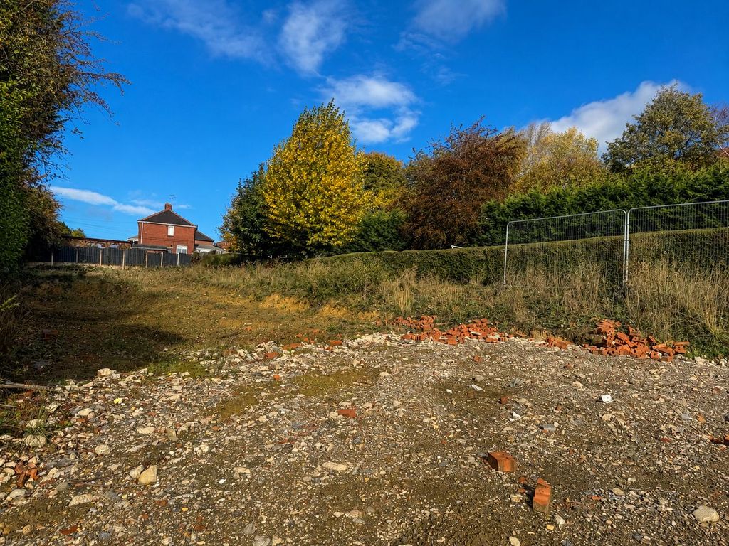 Property photo 2 of 6