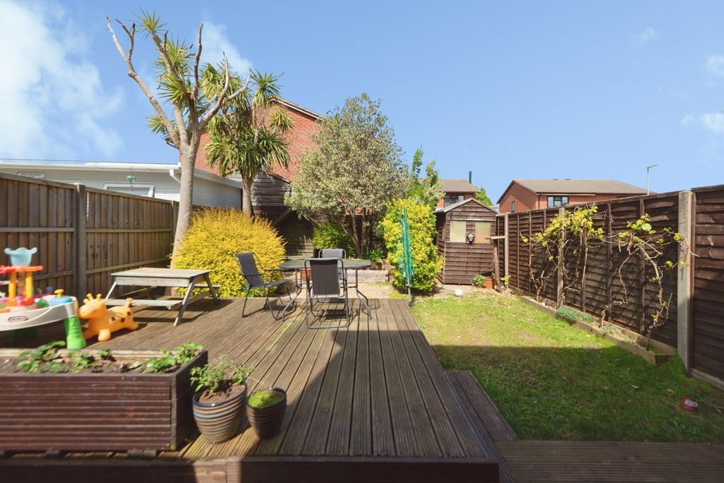 Property photo 2 of 17 Pbox-Img.Jpg