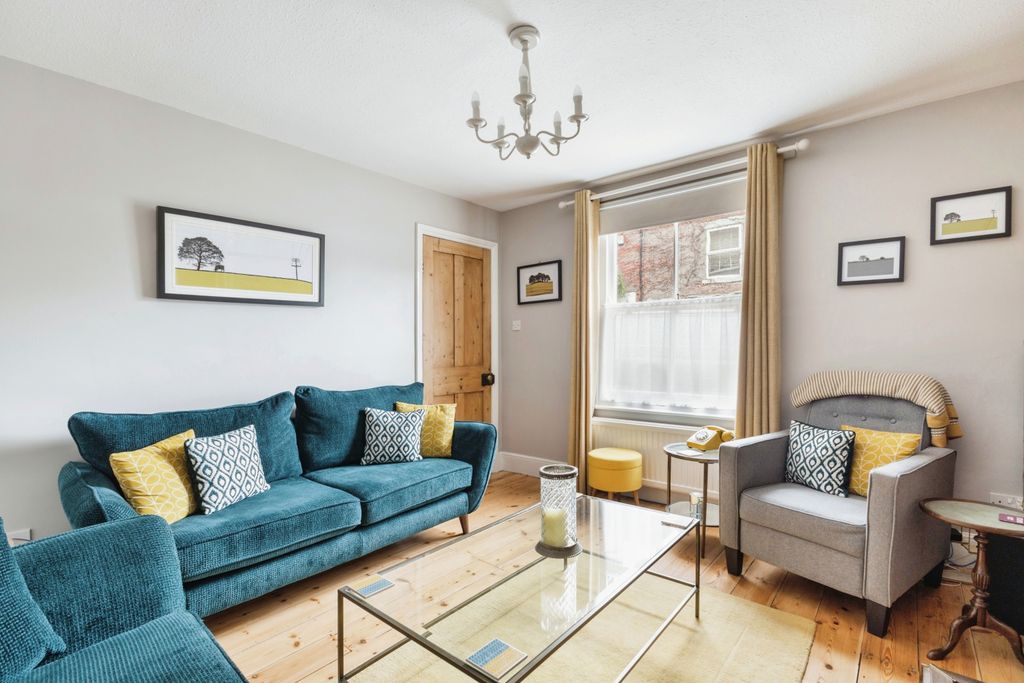 Property photo 3 of 16 Photography