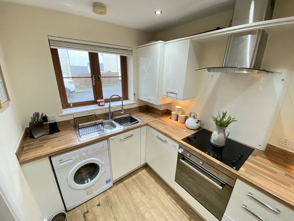 Property photo 3 of 11 Picture No. 12