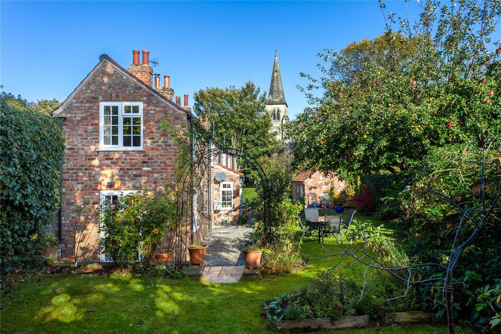 Property photo 1 of 22 Photos