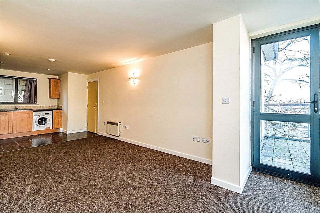 Property photo 3 of 9 Open Plan Living