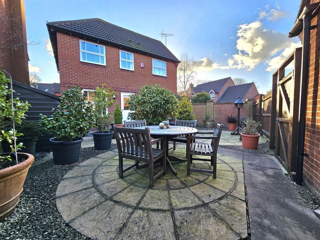 Property photo 3 of 14