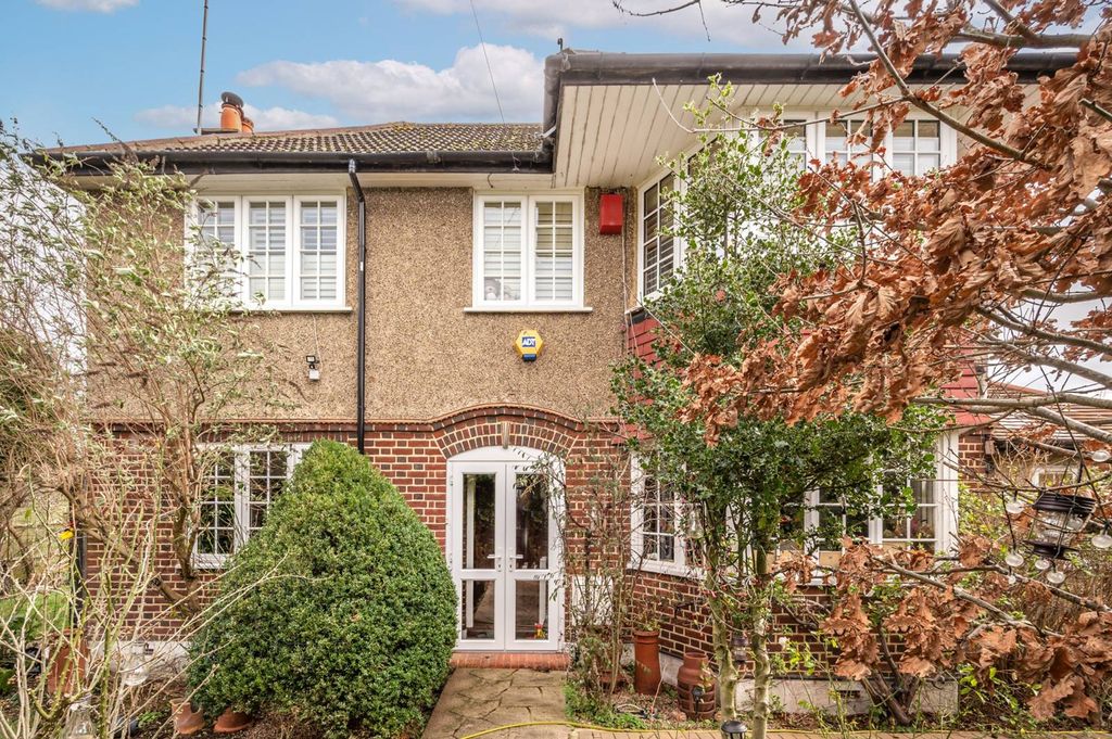 Property photo 2 of 15