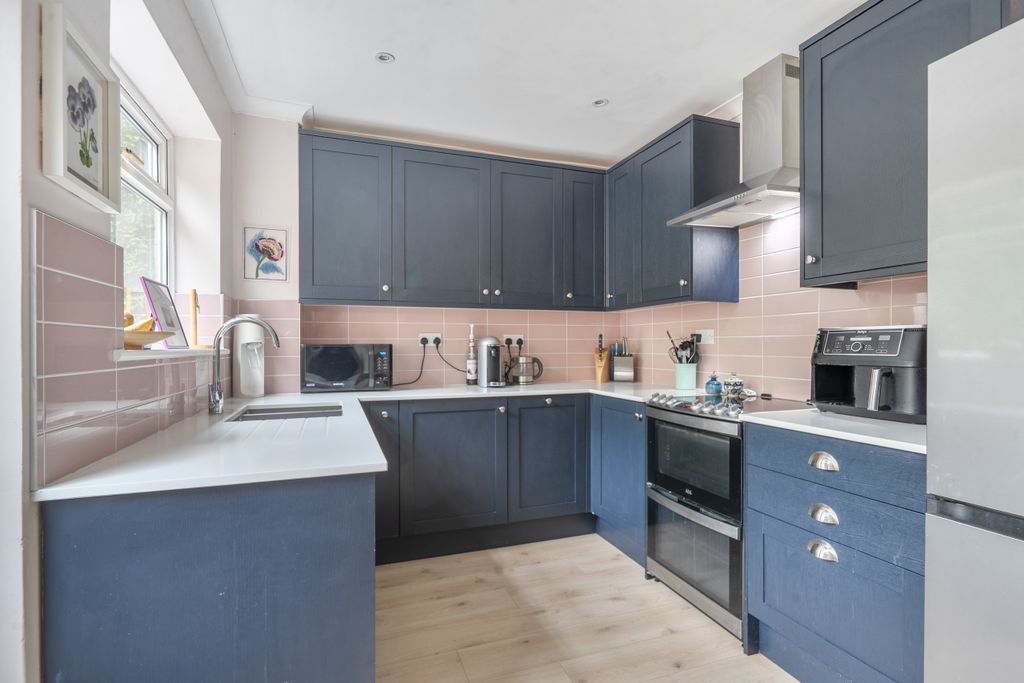 Property photo 2 of 16 1514427 (10)