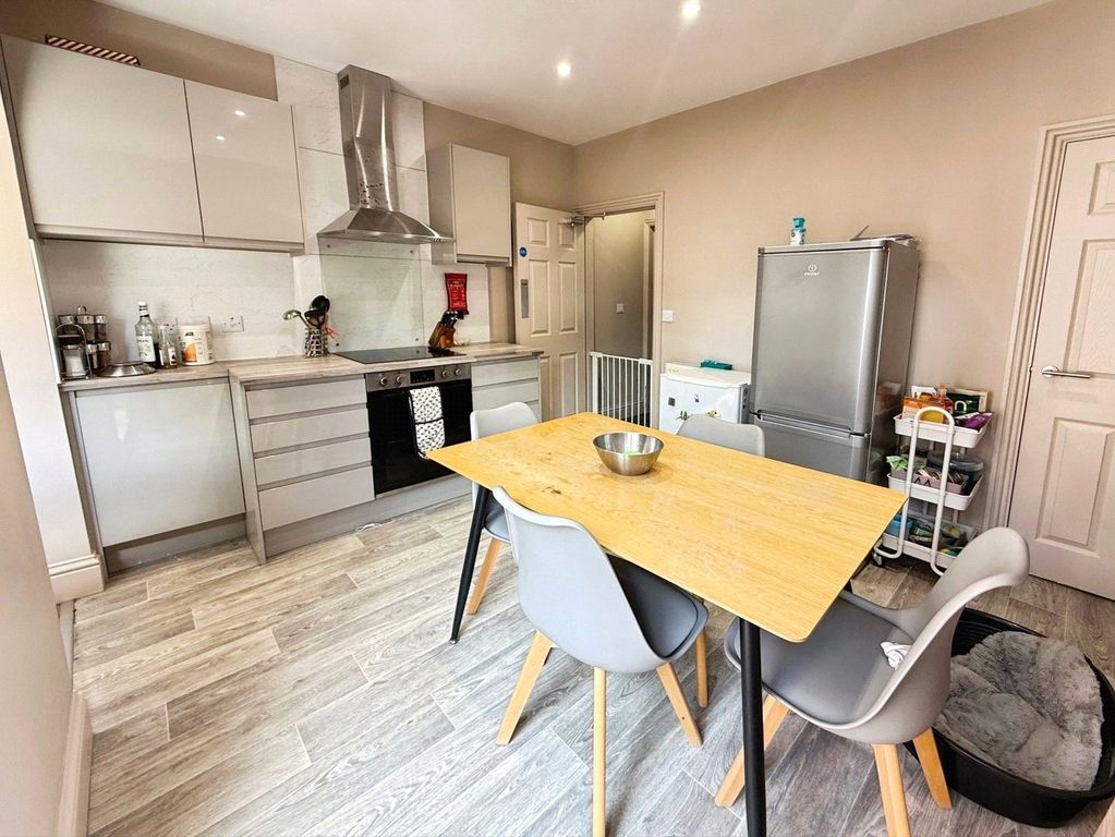 Property photo 3 of 8 Communal Dining Area
