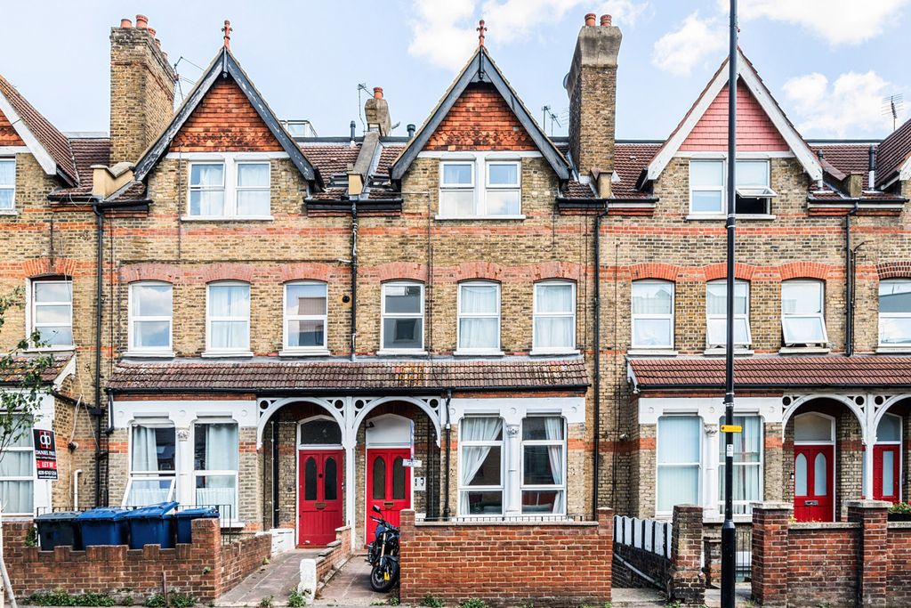 Property photo 2 of 21 1326962-1-687A55E...