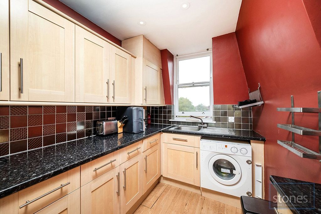 Property photo 3 of 19 Picture No. 07