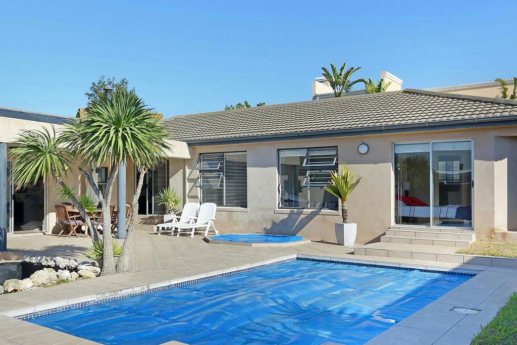 Property photo 2 of 22 1TV1321862