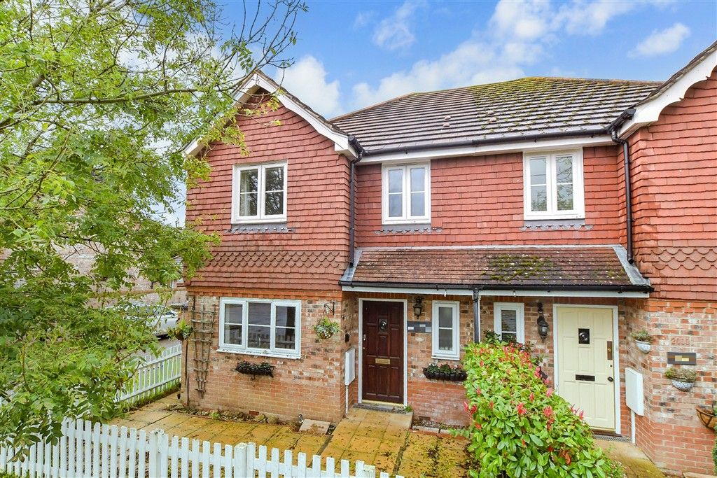 Property photo 1 of 11 External. (Web)