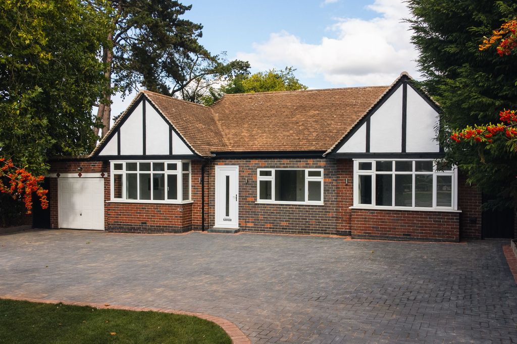 Property photo 1 of 36