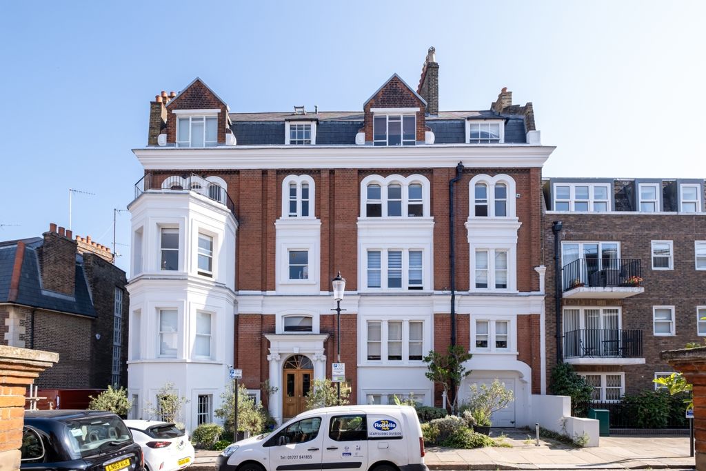 Property photo 2 of 11 Exterior