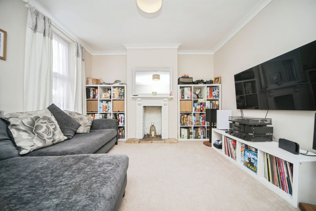 Property photo 2 of 14
