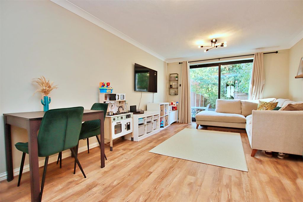 Property photo 1 of 11 Img_8112.Jpg