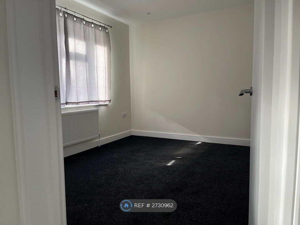 Property photo 3 of 29