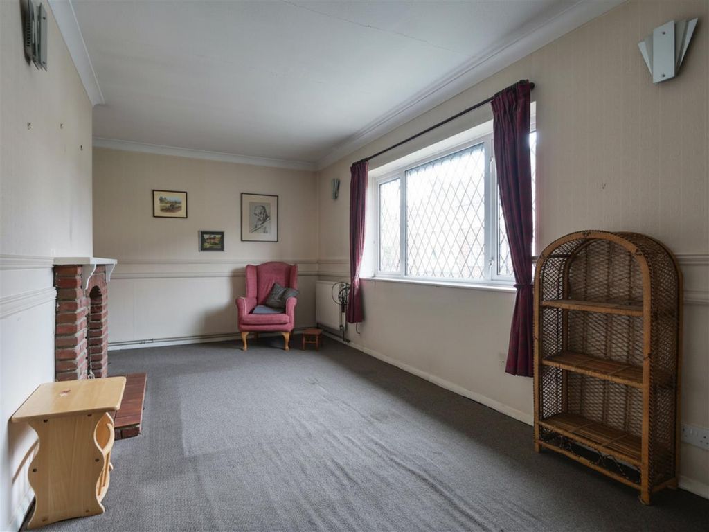 Property photo 2 of 7 l2 (2).Png