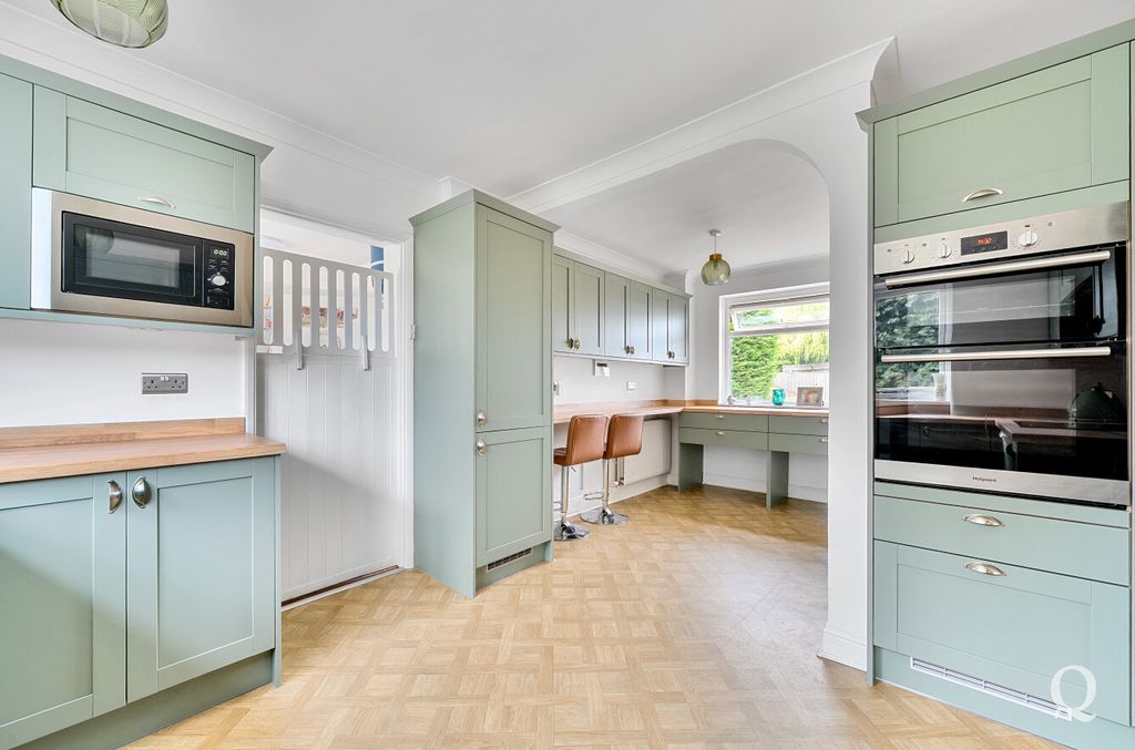 Property photo 2 of 35 2948F087-271F-444...