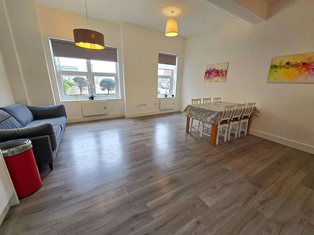 Property photo 2 of 7 Dining Room