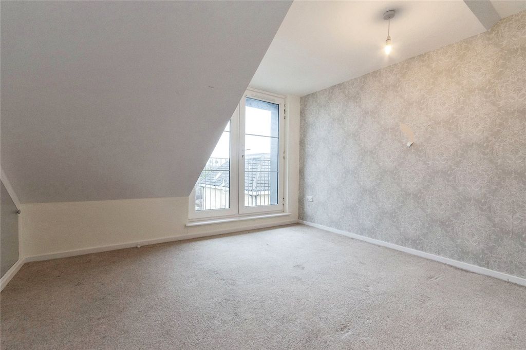 Additional image 5 of 2 bed maisonette for saleGrove Road, Hitchin SG4