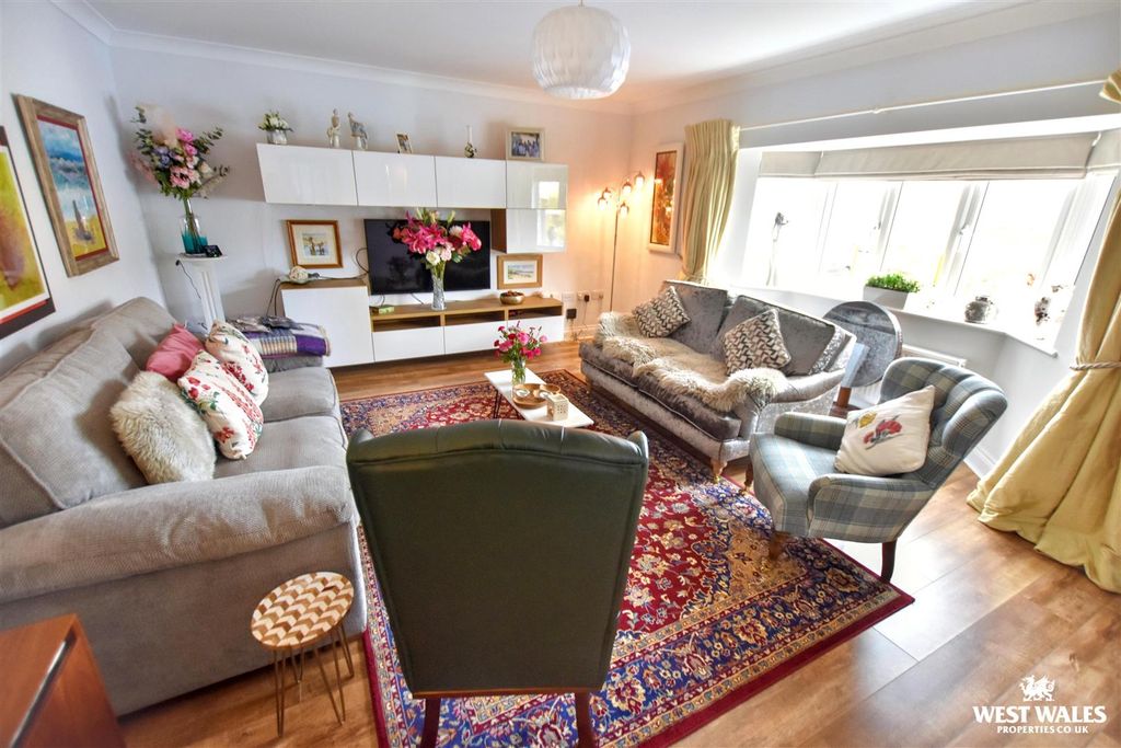Property photo 2 of 27 2 (6).Jpg