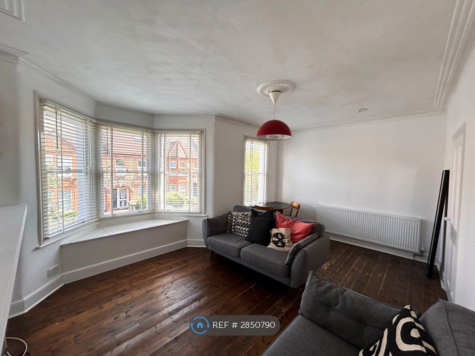 Property photo 3 of 21