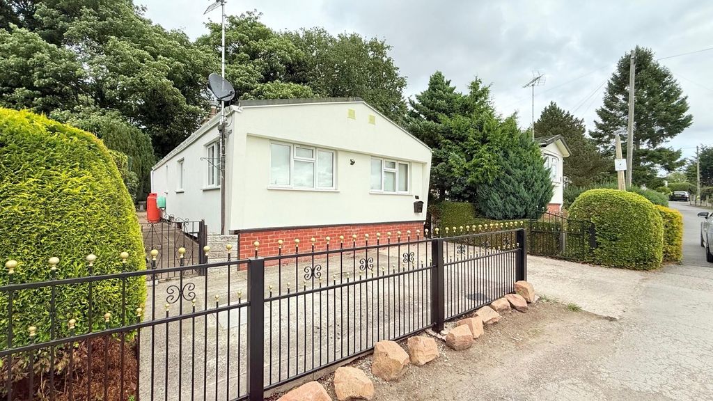 Property photo 1 of 17 Thumbnail_Img_9072.Jpg