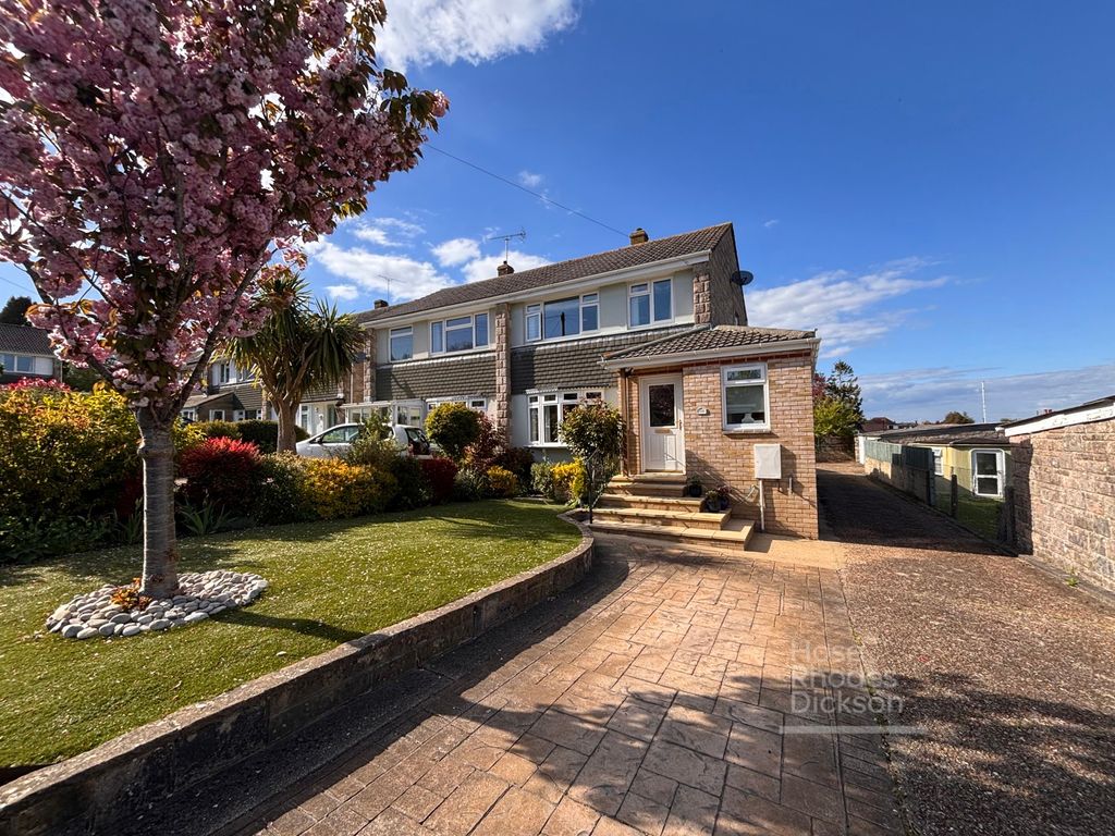 Property photo 1 of 19 Front