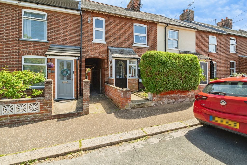 Property photo 1 of 19