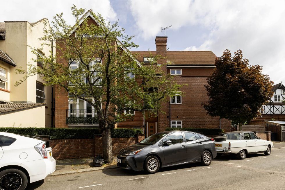 Property photo 1 of 7