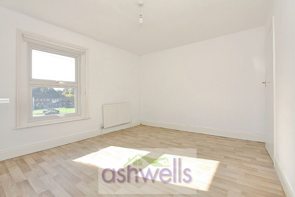 Property photo 2 of 15 Pbox-Bedroom-344897.Jpg