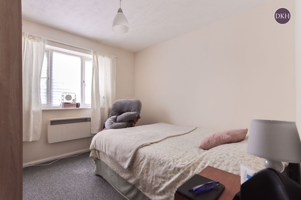 Property photo 3 of 8 Picture No. 02