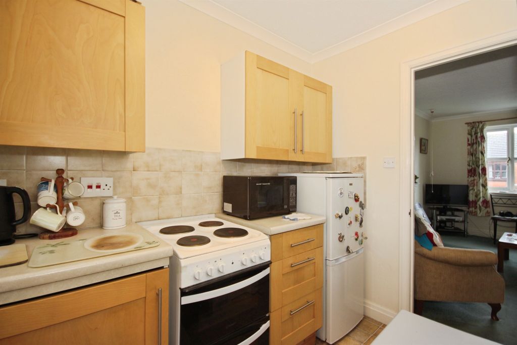 Property photo 3 of 14