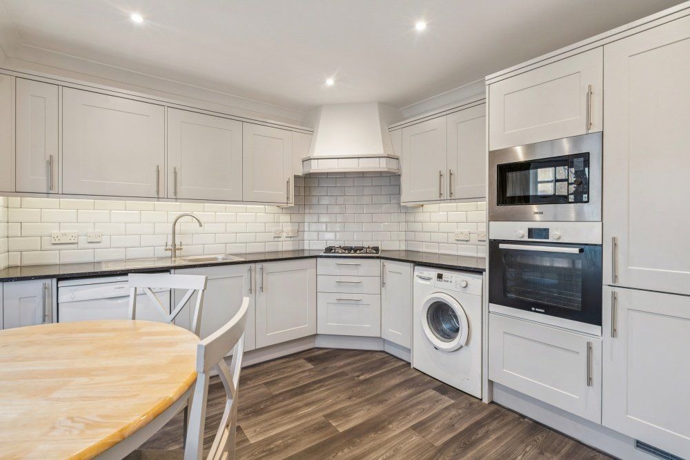 Property photo 2 of 18 Picture No. 19