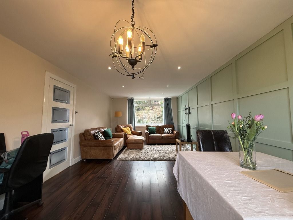 Property photo 2 of 8 Photo 2