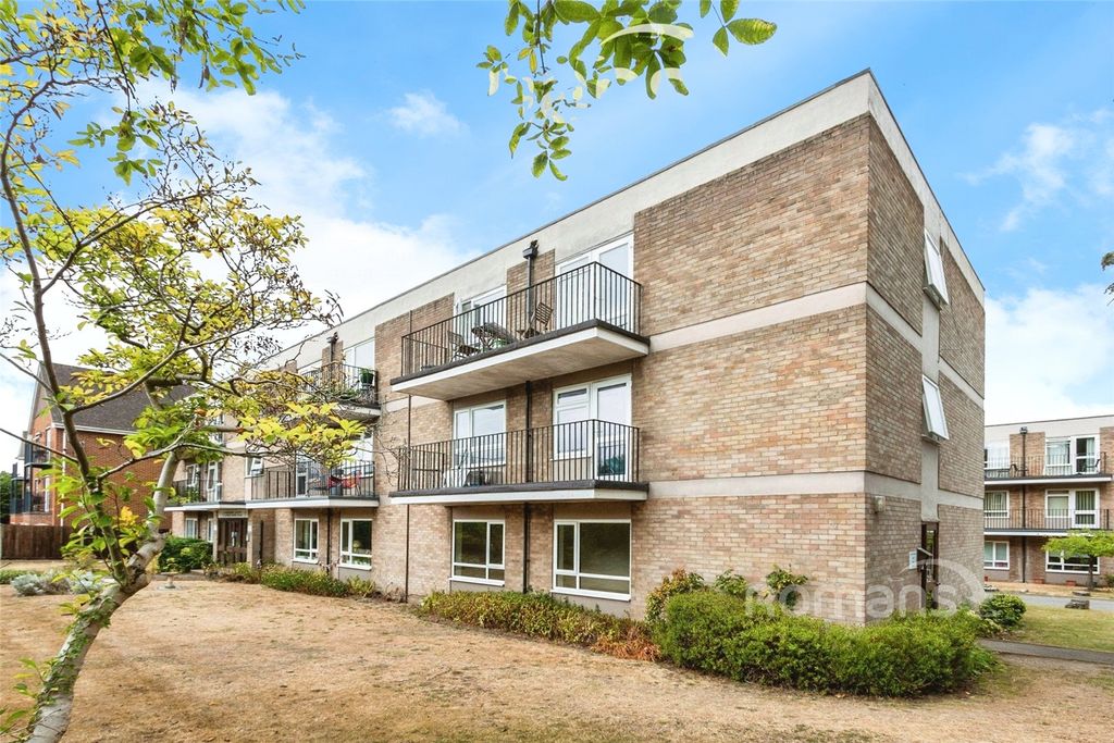 Property photo 1 of 8 Picture No. 17