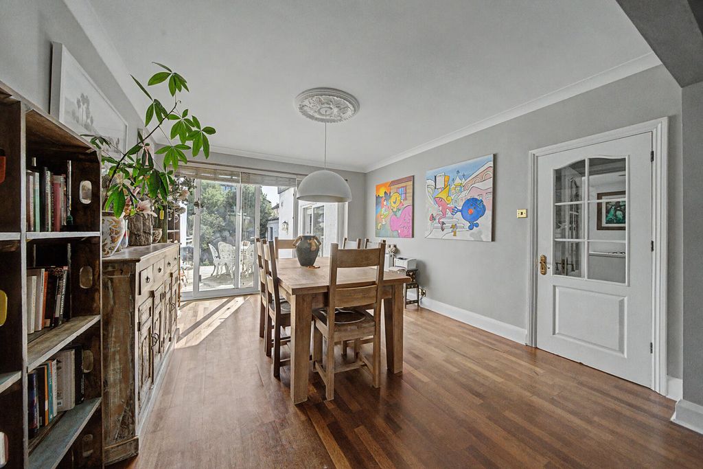 Property photo 2 of 29 Dining Room