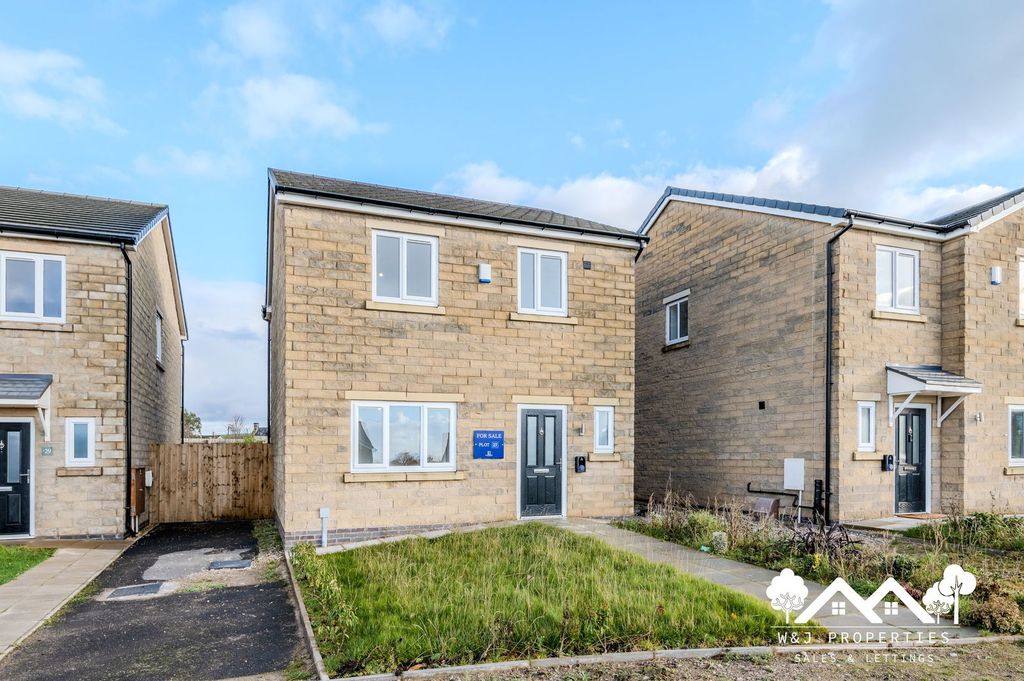 Property photo 1 of 47