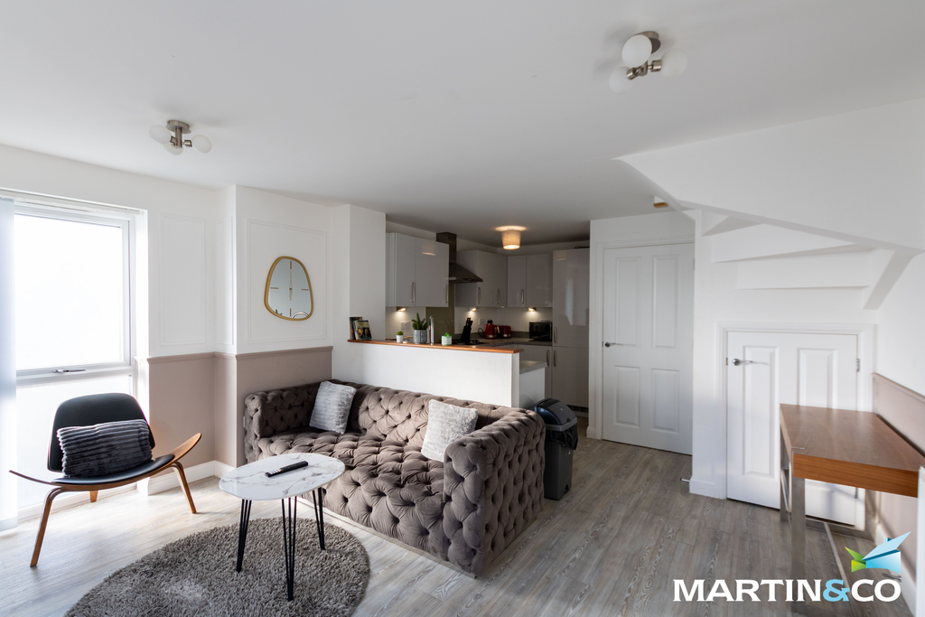 Property photo 3 of 16 Picture5