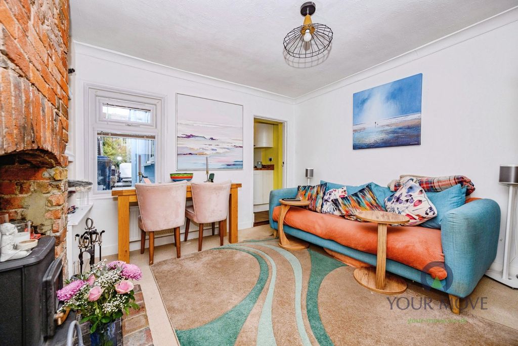 Property photo 3 of 18 Pbox-Img.Jpg