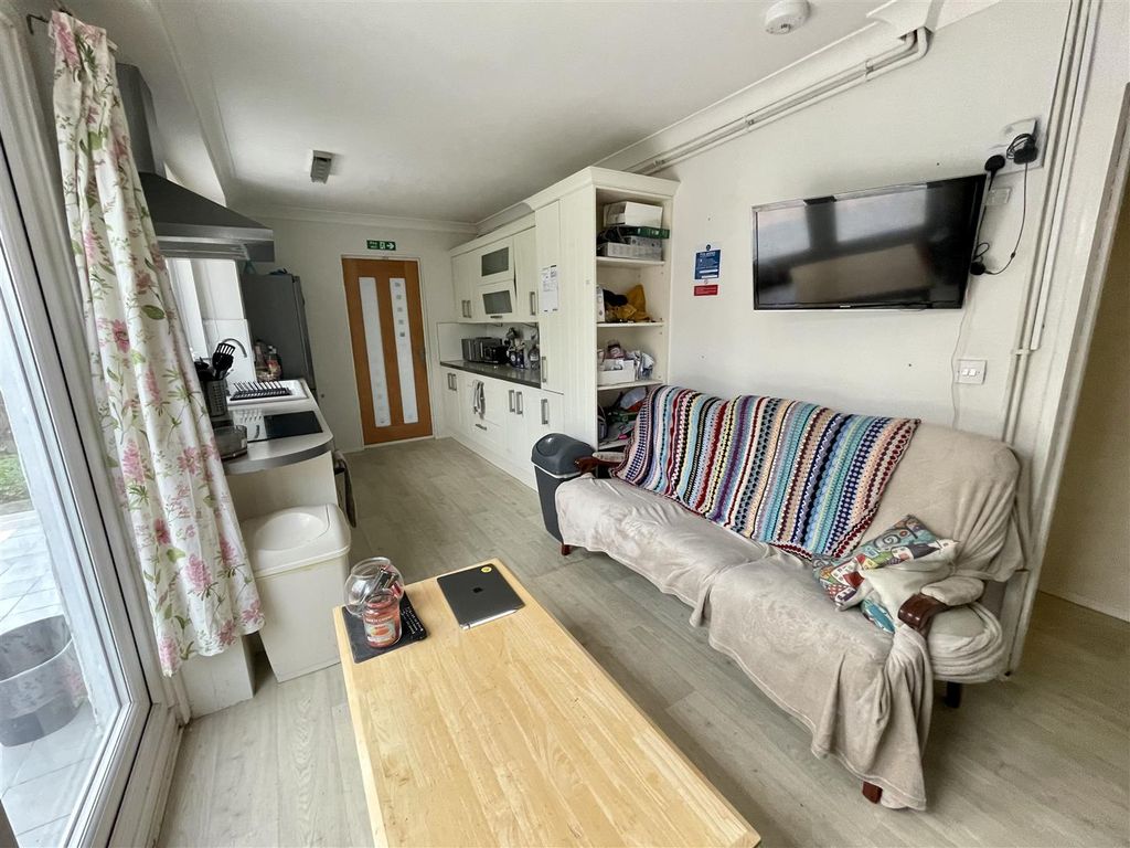 Property photo 2 of 6 Img_2463.Jpg