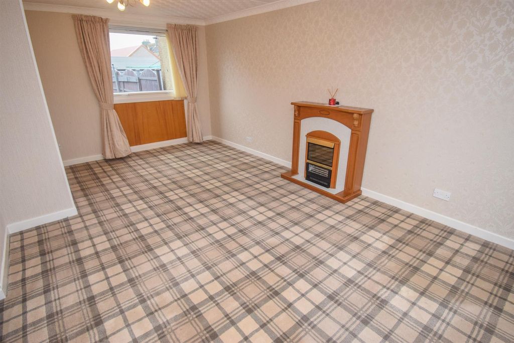 Property photo 2 of 19 Lounge-2.Jpg